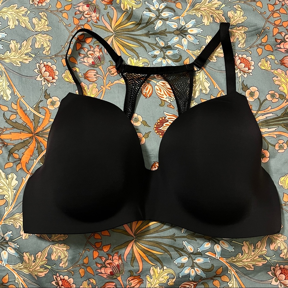 Victoria’s Secret Wire Free T-Shirt Bra 38D Black EUC